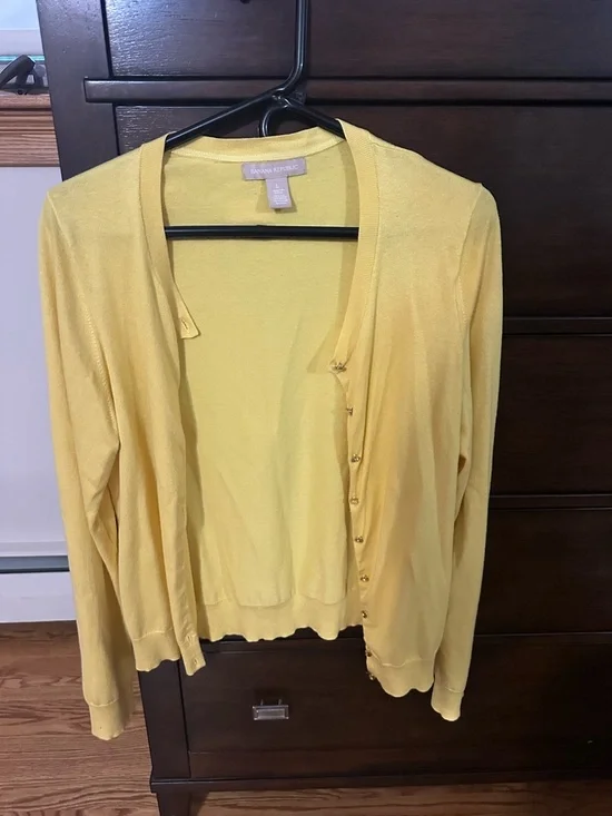 Banana Republic Vintage Yellow Button Cardigan Sweater - woman’s Large - Picture 5 of 7